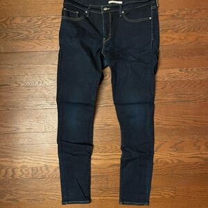 Levi's Women's Dark Blue Skinny Jeans